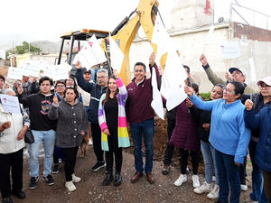Eduardo Medècigo da banderazo a obra de agua potable y drenaje en Apepelco