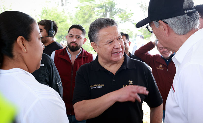 Menchaca Salazar regresa a Eloxochitlán con las Rutas para la Reconstrucción