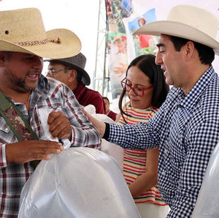 Saderh entrega 900 mil crías de peces en el municipio de Atotonilco de Tula