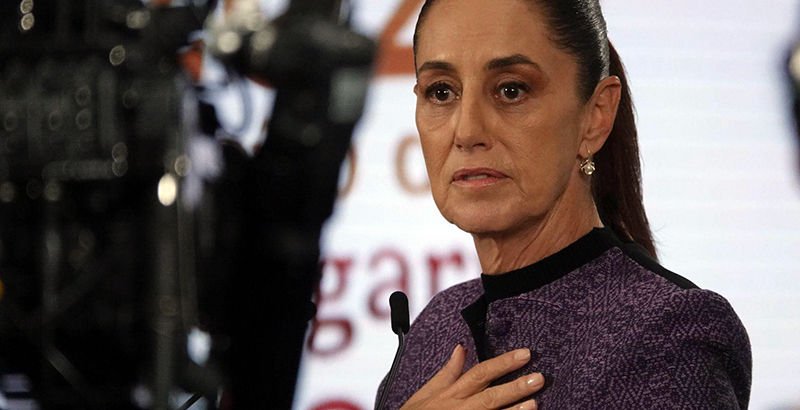 Sheinbaum defiende congelamiento de cuentas por UIF sin orden judicial; "pueden ampararse"