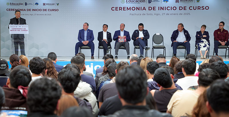 Encabeza Julio Menchaca inicio de clases del Tec de Pachuca.