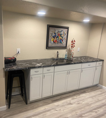 Basement Suite, Beautiful Private Kitchenette