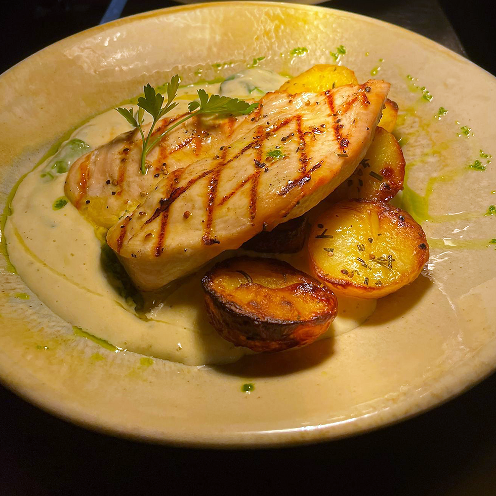 POLLO AL FUNGHI image