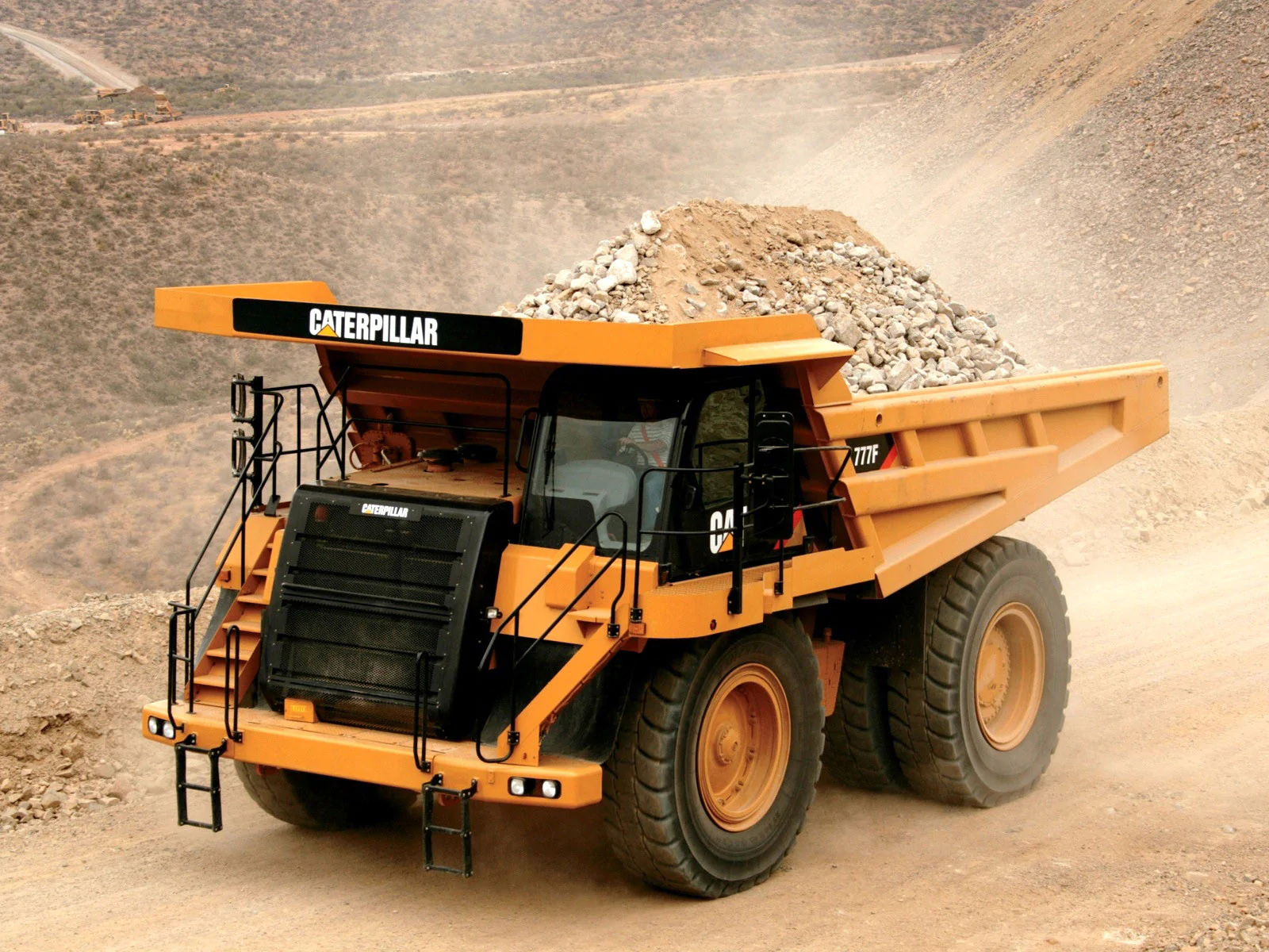 caterpillar-777f-1.webp