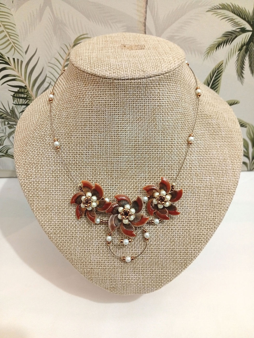 Thumbnail: Fleur de vigno beige