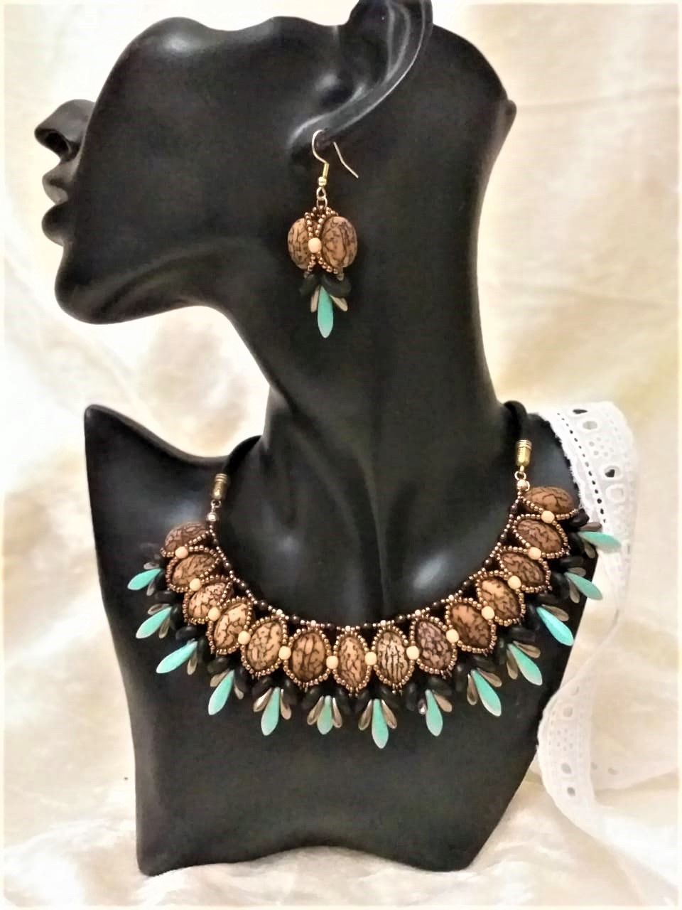 Thumbnail: Inaya palm bleue