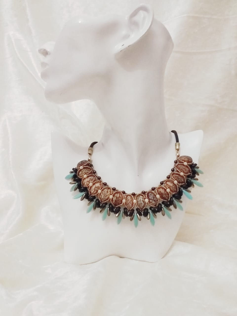 Миниатюра: Inaya palm bleue