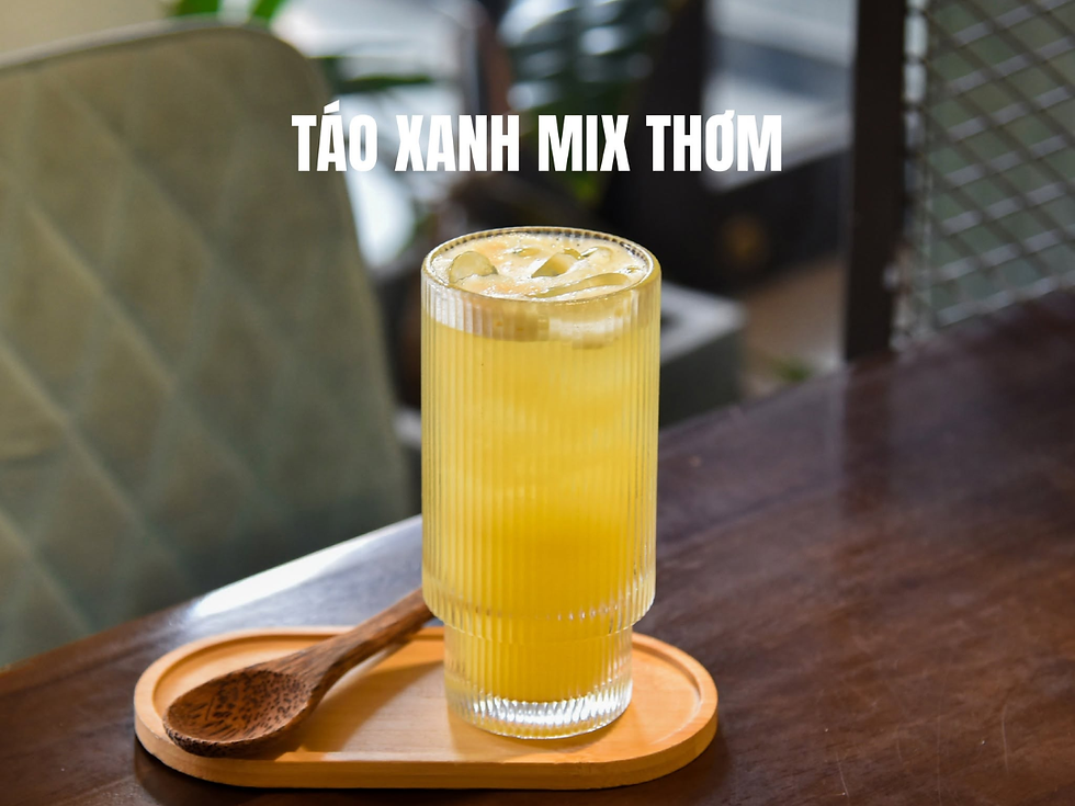 Nước ép trái cây mang đến nhiều lựa chọn tươi mát cho buổi tối tại Mangrove.
