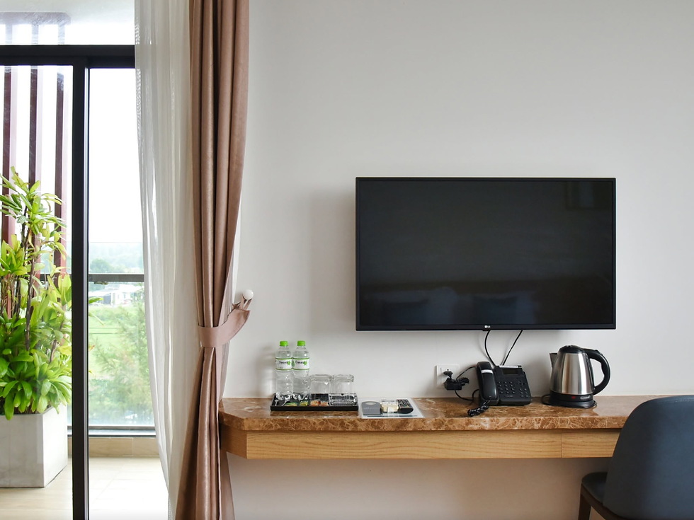 Phòng nghỉ được trang bị đầy đủ tiện nghi mang đến trải nghiệm lưu trú thoải mái.
