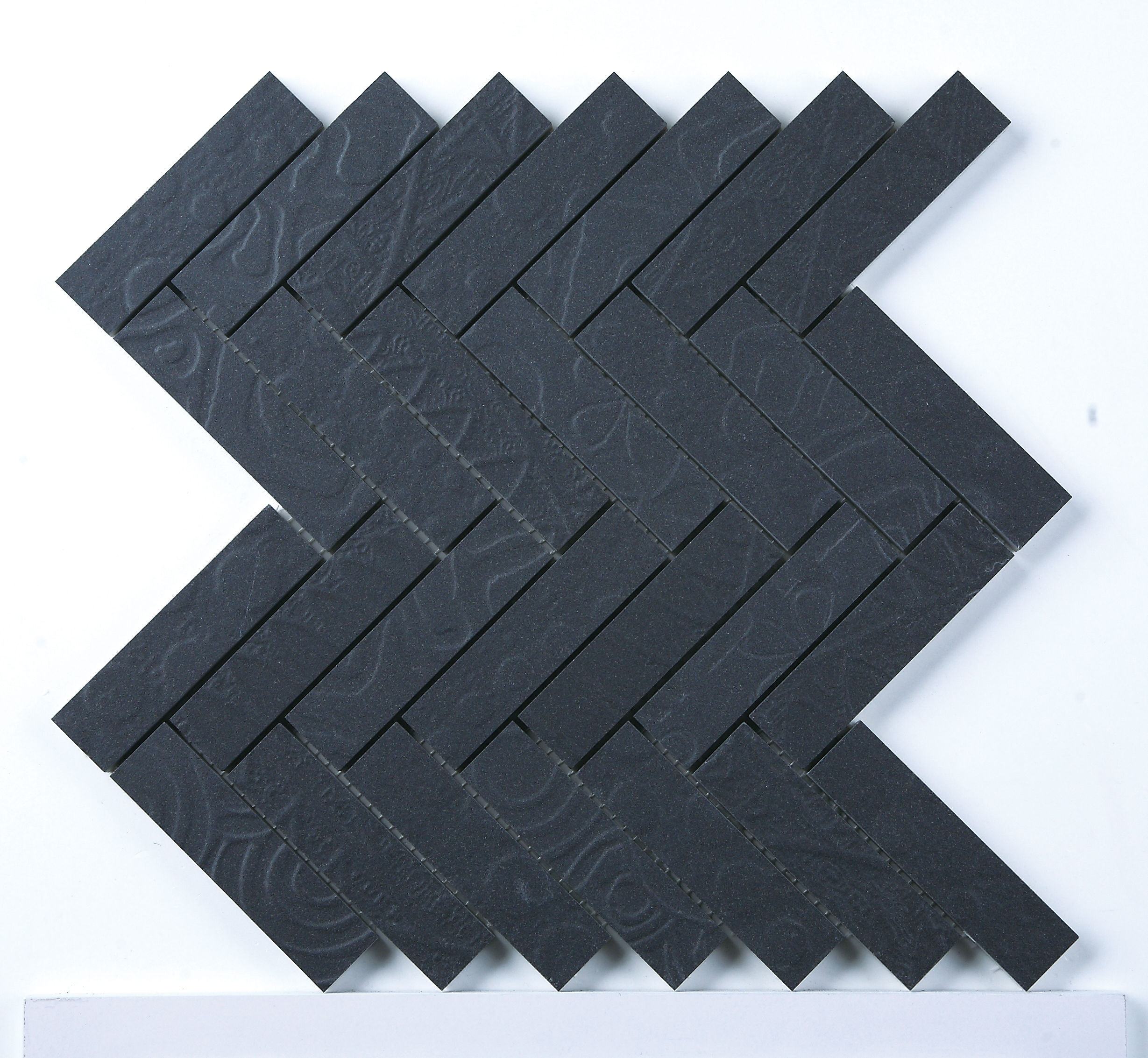 RELIEF HERRINGBONE CHARCOAL HERRINGBONE MIXED 1X4