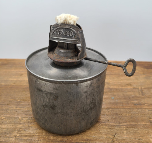 Adlake kero 250 fount & burner | theantiquelantern