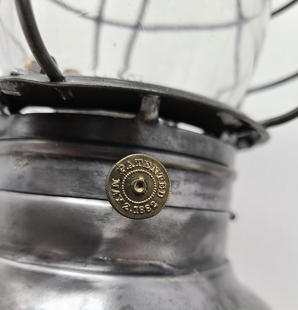 Thumbnail: Ohio Lantern Company (the Brilliant) double guard version