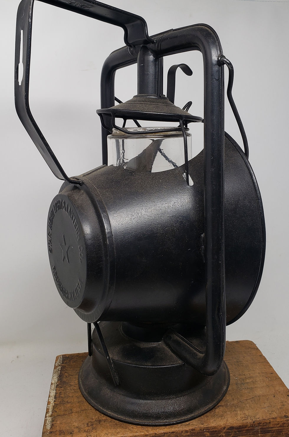 Thumbnail: N.Y.C. Lines Star Headlight & Lantern Co Inspector lamp  (etched globe) 
