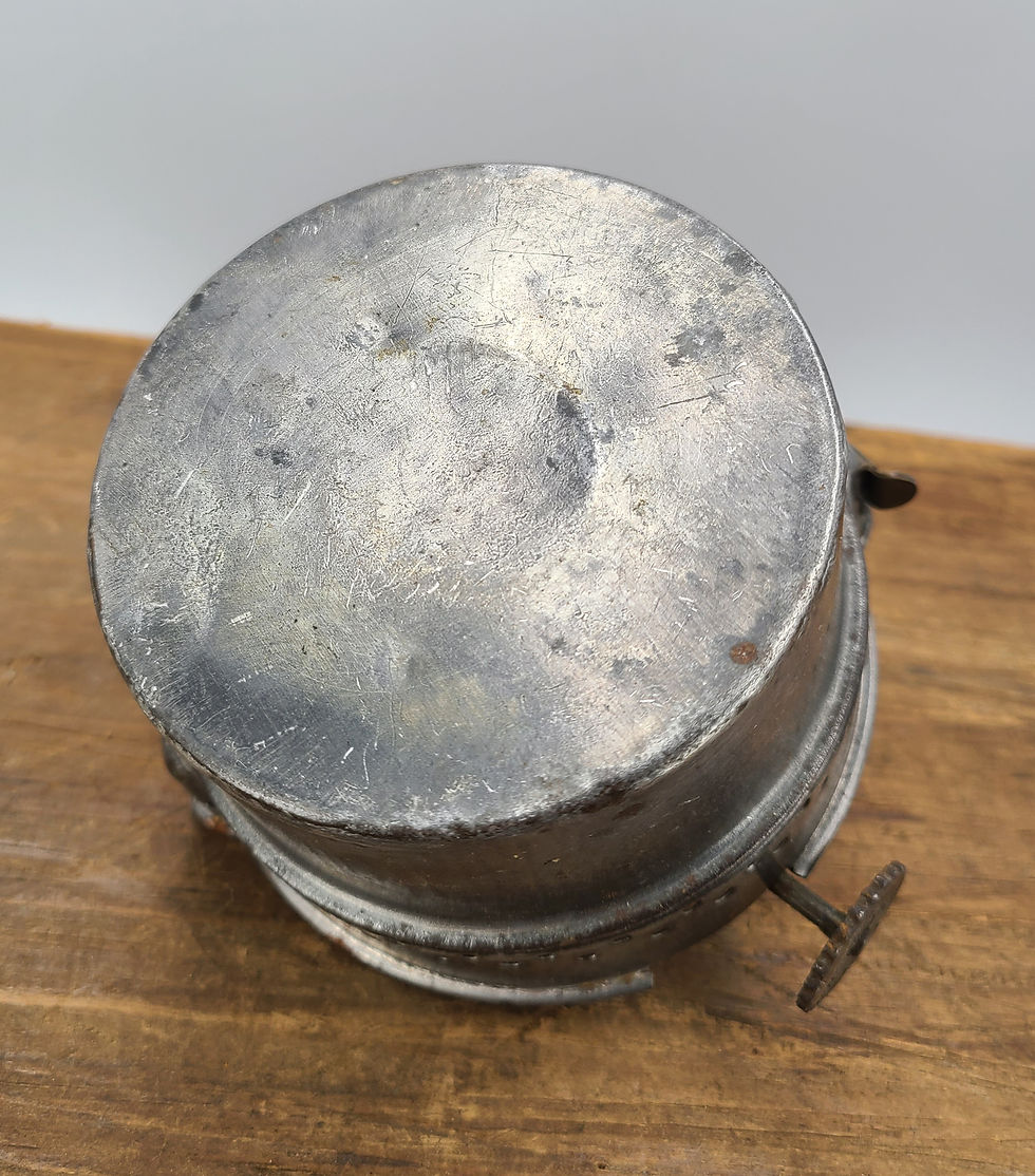 Thumbnail:  Armspear drop out fount and winglock burner 1913 patent 