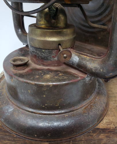 Pritchard Strong ( Prisco) No.2 dash lamp | theantiquelantern