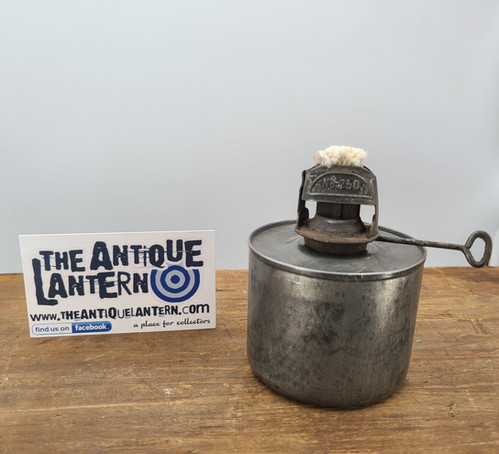 Adlake kero 250 fount & burner | theantiquelantern