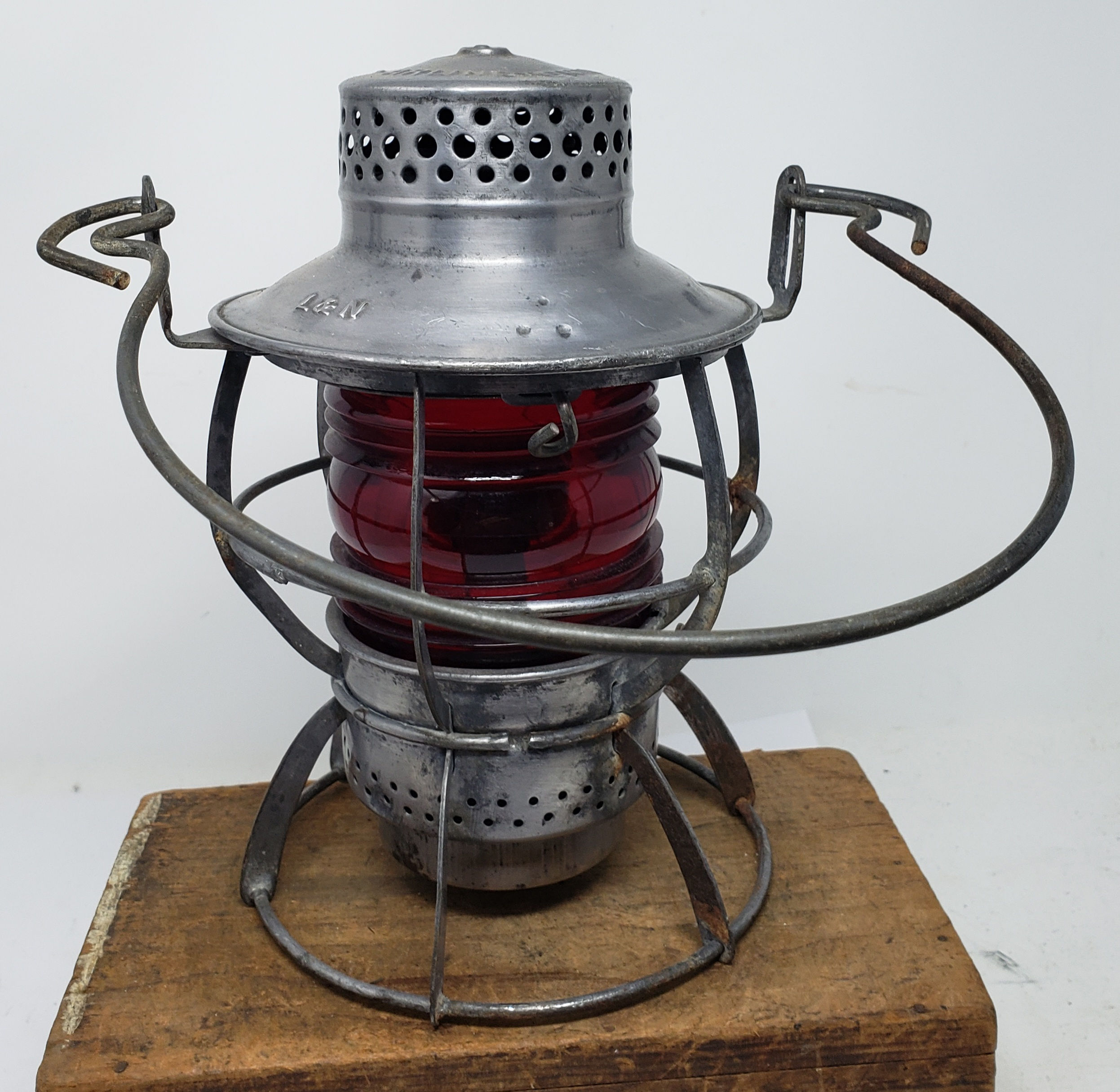 Louisville & Nashville Railroad Dressel fresnel globe