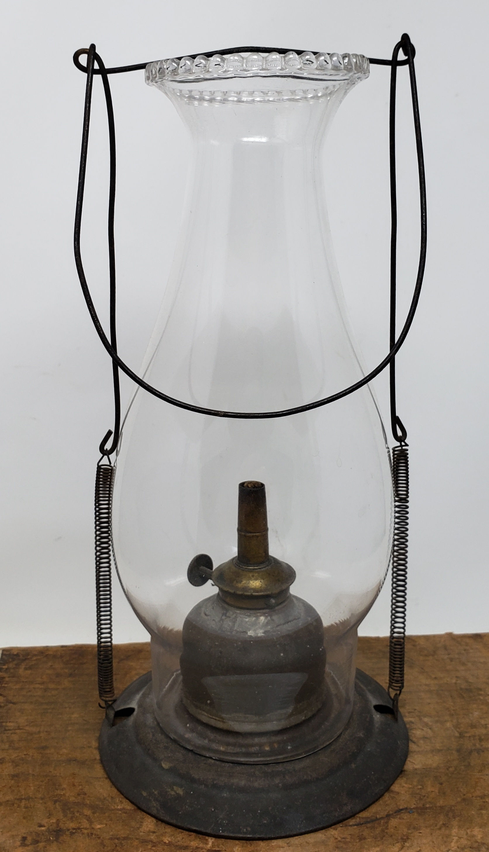 The Bauchelle Co Handy Andy kero lamp 