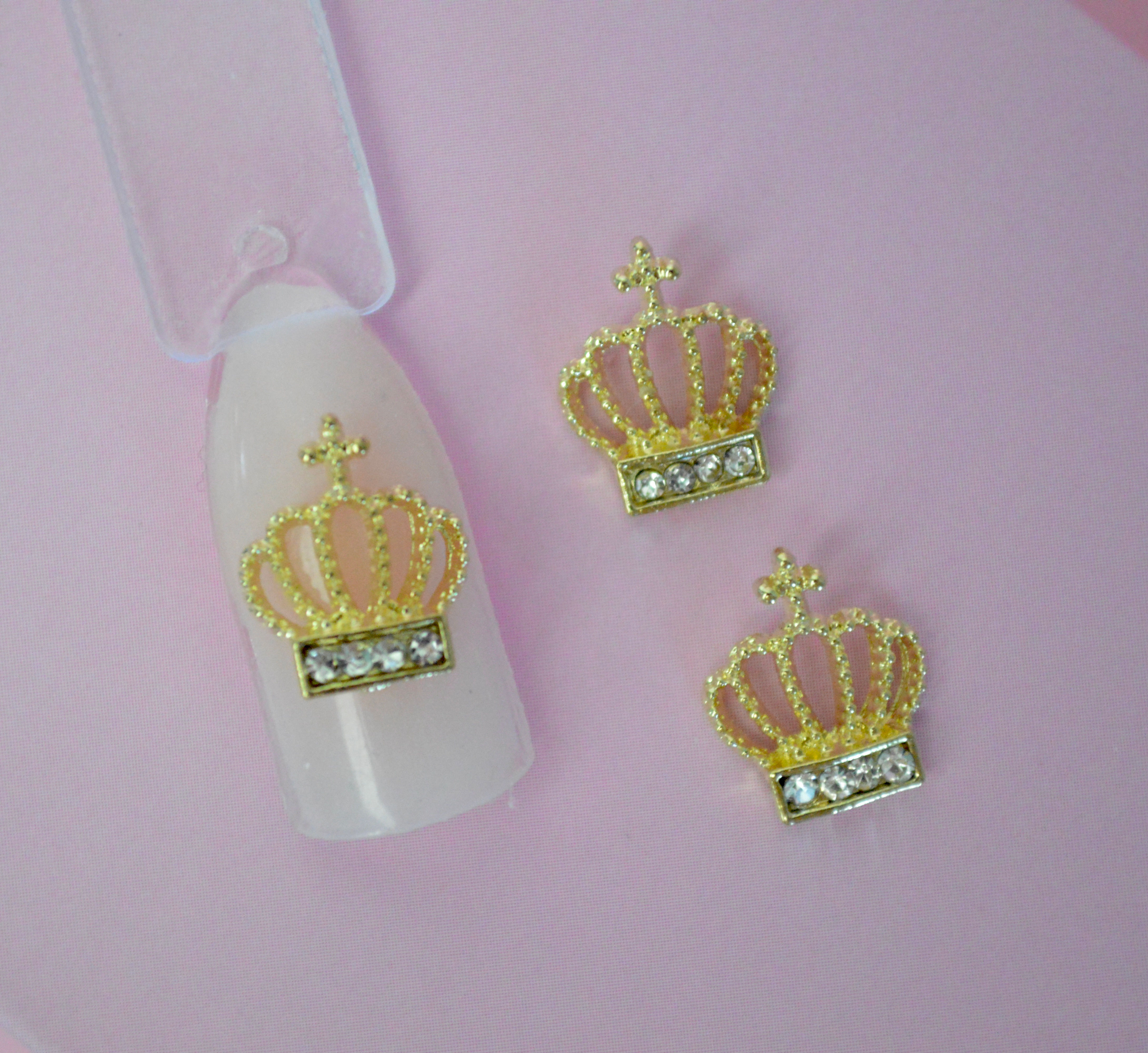 Gold Crown Charms (4pcs)