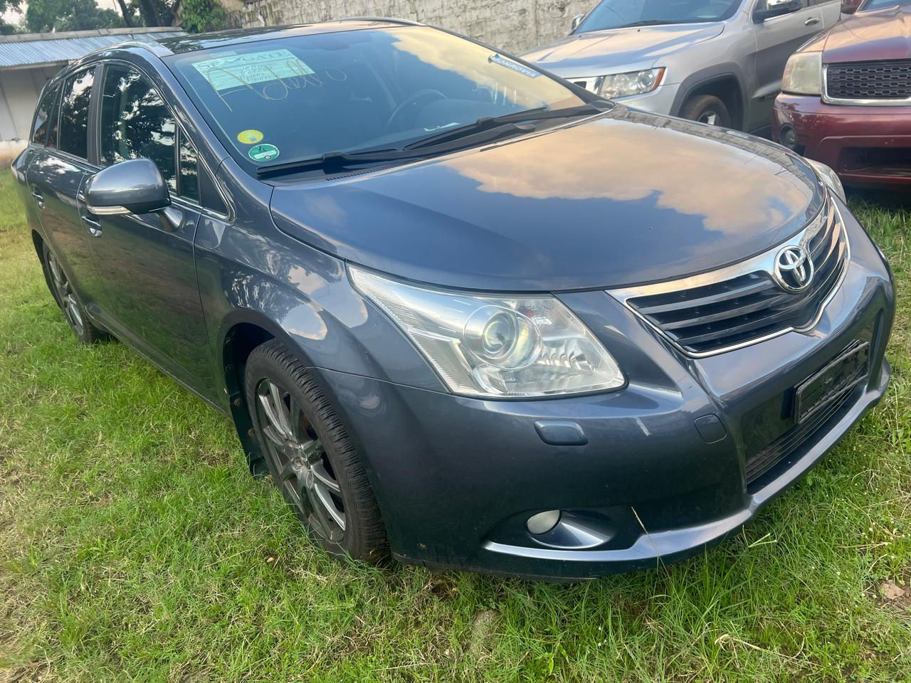 2012 Toyota Avensis
