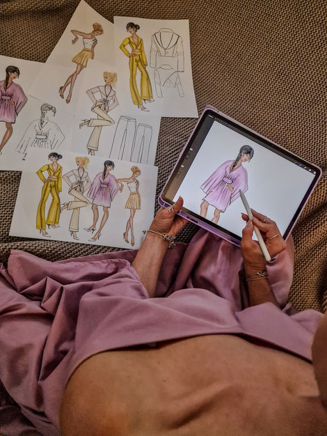 Digitale Modezeichnung, die mit Procreate erstellt wurde, um innovative Modetrends zu visualisieren