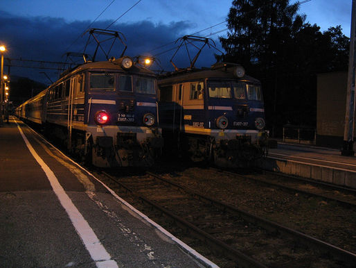 Jak zmiana czasu z letniego na zimowy wpłynie na kursowanie pociągów PKP Intercity?