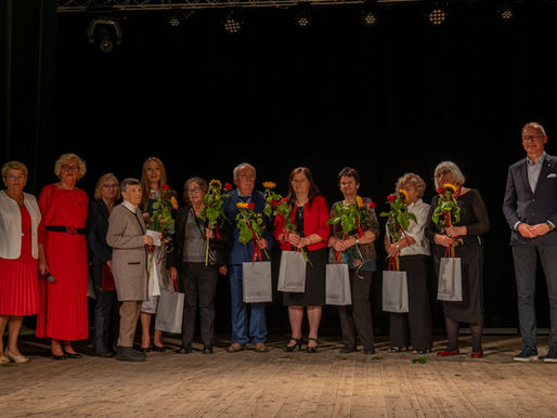 W Dolnobrzeskim Ośrodku Kultury odbyły się obchody Dnia Seniora. Były wyróżnienia i kabaret