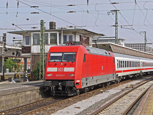 Deutsche Bahn i maszyniści przy stole. Ruszyły negocjacje o konkretach