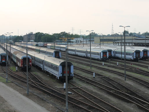 PKP Intercity wystawia na sprzedaż lokomotywy i wagony pasażerskie