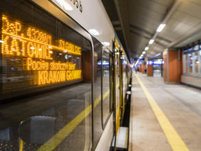 Koleje Śląskie reagują na agresję. Nowe szkolenia mają chronić obsługę pociągu