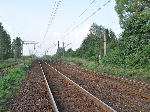 PKP PLK zleca modernizację linii kolejowej nr 1. Prace obejmą odcinek Zawiercie – Dąbrowa Górnicza