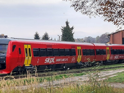 PKP Intercity wynajmuje składy spalinowe. 32 pojazdy od SKPL