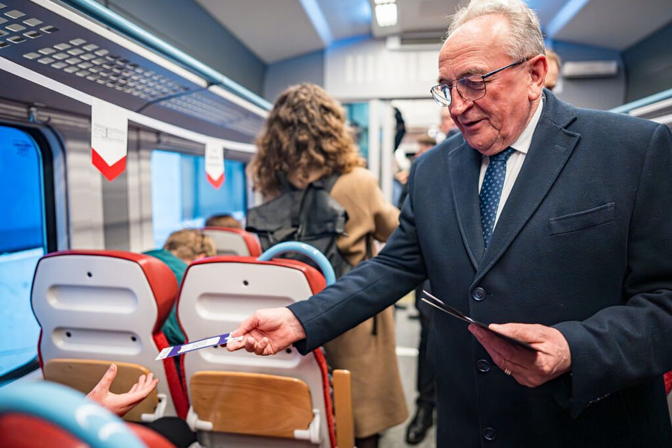 Rozdanie voucherów zniżkowych dla pasażerów