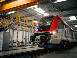 Pesa Elf 3.0 dotarł do Łodzi. Flota Łódzkiej Kolei Aglomeracyjnej powiększy się o kilkanaście składów