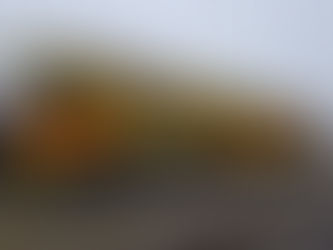 Tajemnicze uszkodzenie trakcji kolejowej na odcinku Dęblin-Puławy: Co tak naprawdę się wydarzyło?