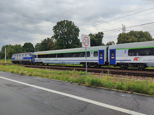 PKP Intercity świętuje rekord. Ponad 430 tysięcy pasażerów w Dzień Edukacji Narodowej