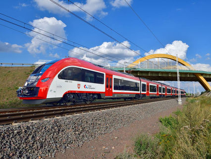 Więcej miejsc na rowery i nowe wnętrza. 10 wielkopolskich Elfów 2 idzie na P4