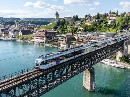 Używane pociągi ze Szwajcarii trafią na Węgry. Stadler zmodernizuje 93 jednostki GTW