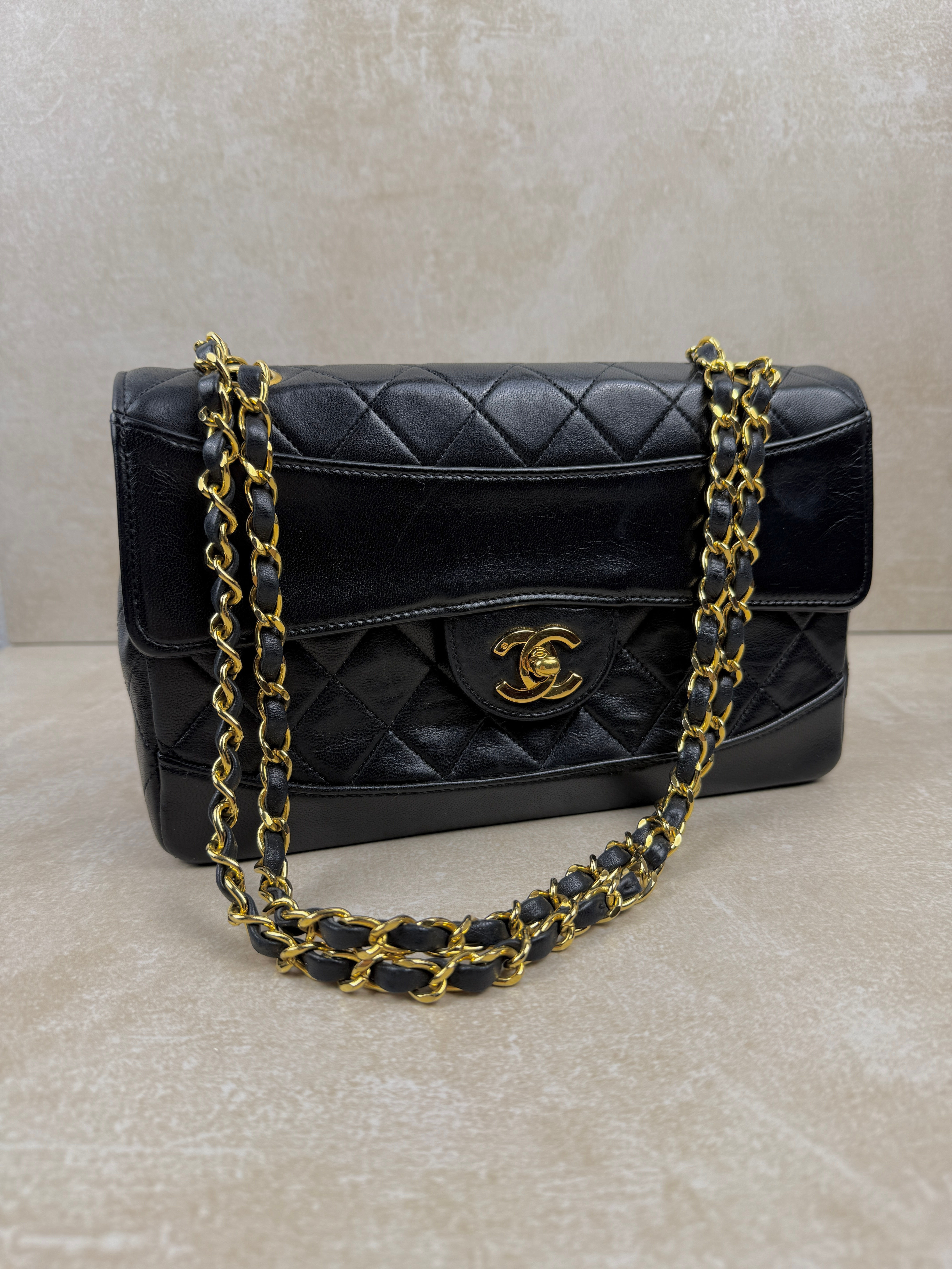 Vintage CHANEL Matelasse Chain Shoulder Bag
