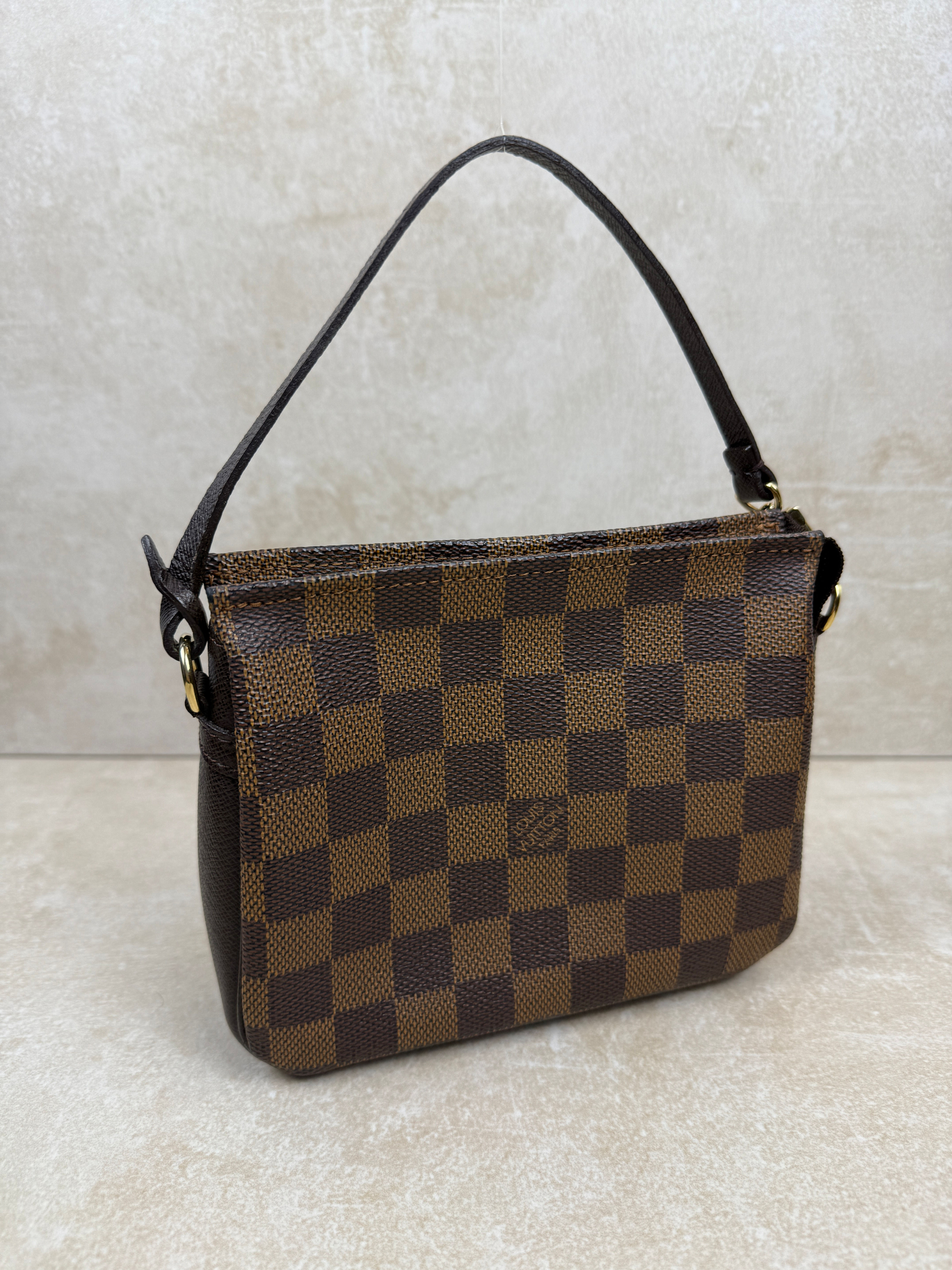 Vintage Louis Vuitton 1999 Damier Pochette Canvas Bag
