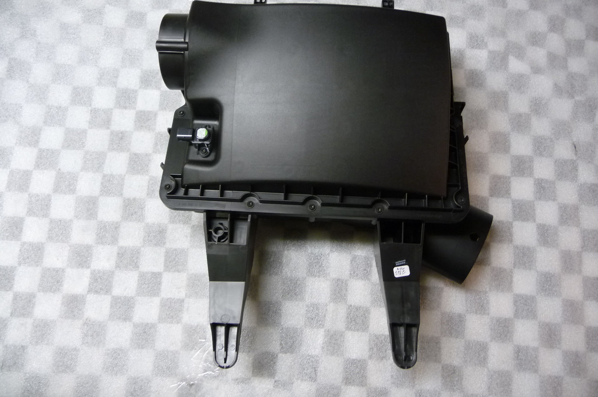 MERCEDES SPRİNTER HAVA FİLTRE KAZANI A0000907801