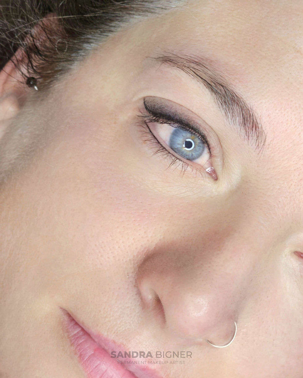 Eye liner poudré & ras de cils inférieur