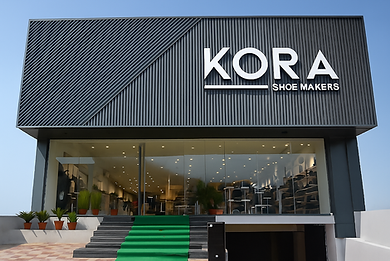 Modern Shoe Storefront View.png