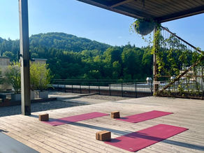 Yoga auf der Valley Terrasse