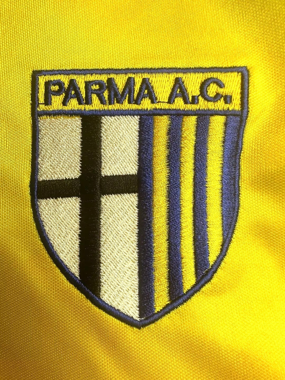 Thumbnail: Parma 1995-97 Away Shirt