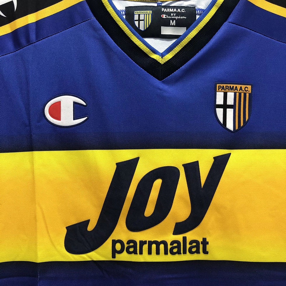Thumbnail: Parma 2001-02 Home Shirt