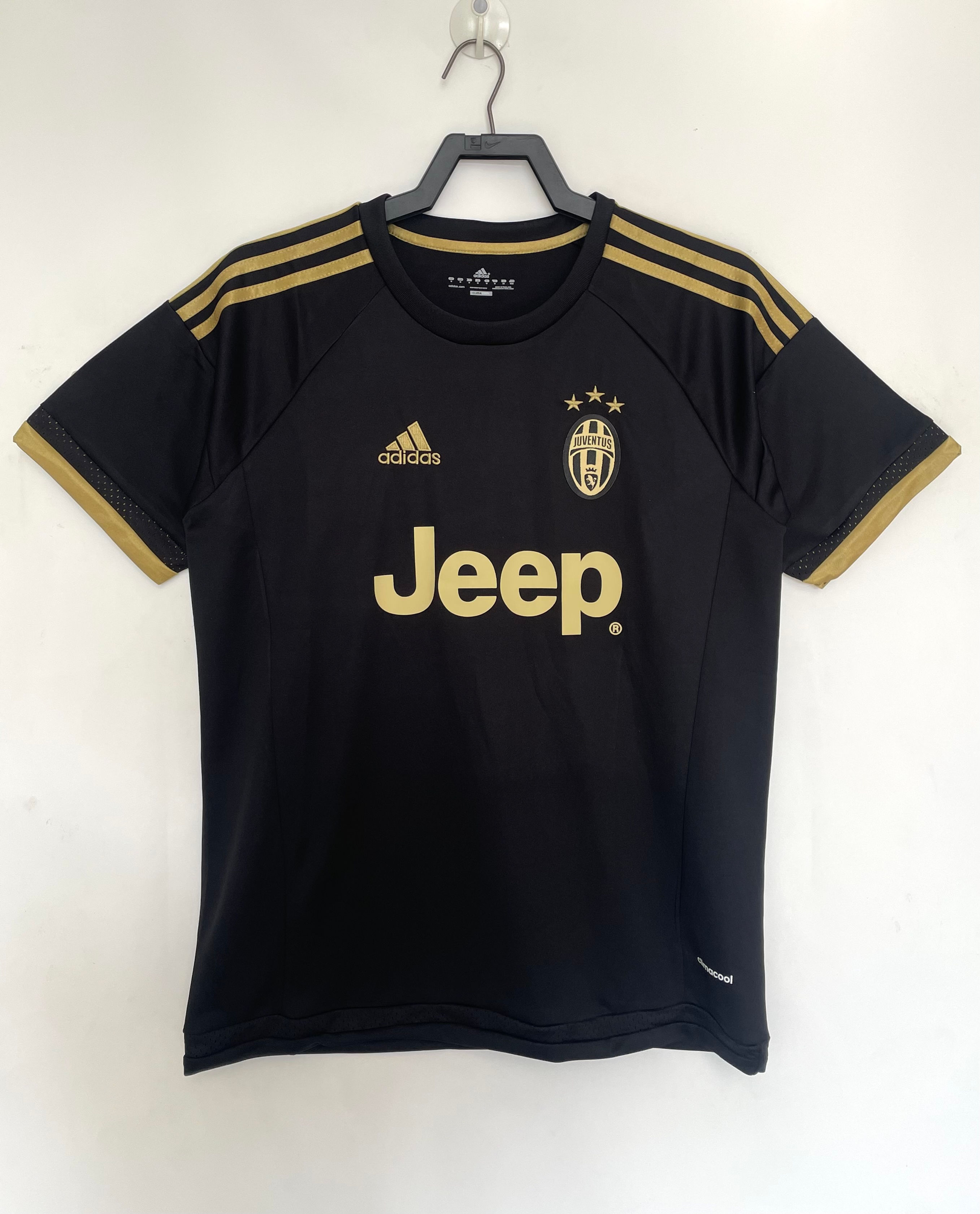 Juventus 2015-16 Third Shirt