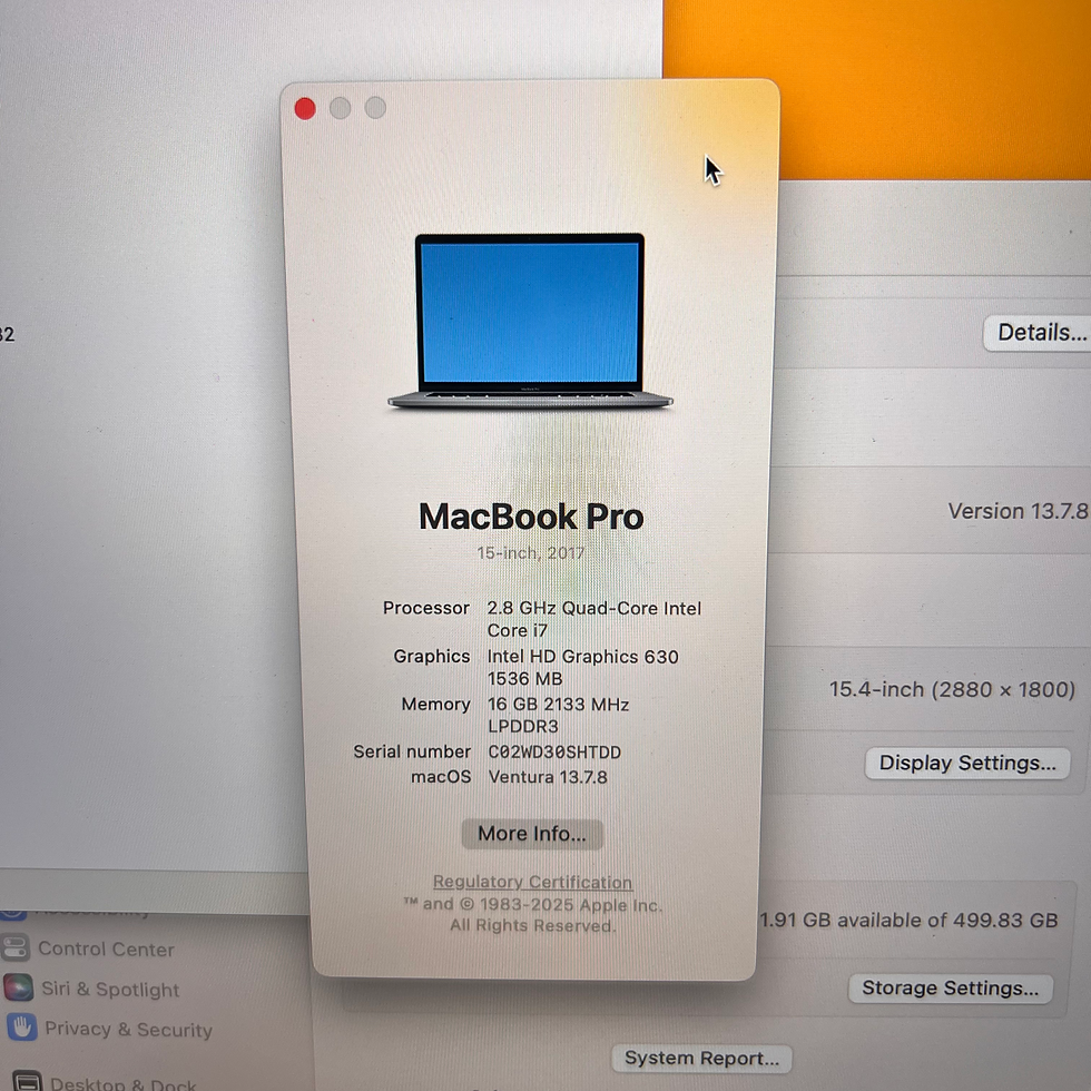 Miniatura: MacBook Pro 15" Touch Bar 2017 i7 16GB RAM 500GB SSD Video Radeon 2gb