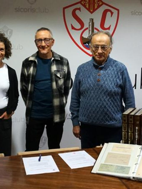 Donació de material històric del club per part de la família Muro-Figueres