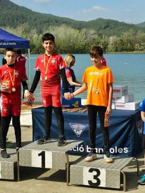 Set medalles per al piragüisme del Sícoris a Banyoles